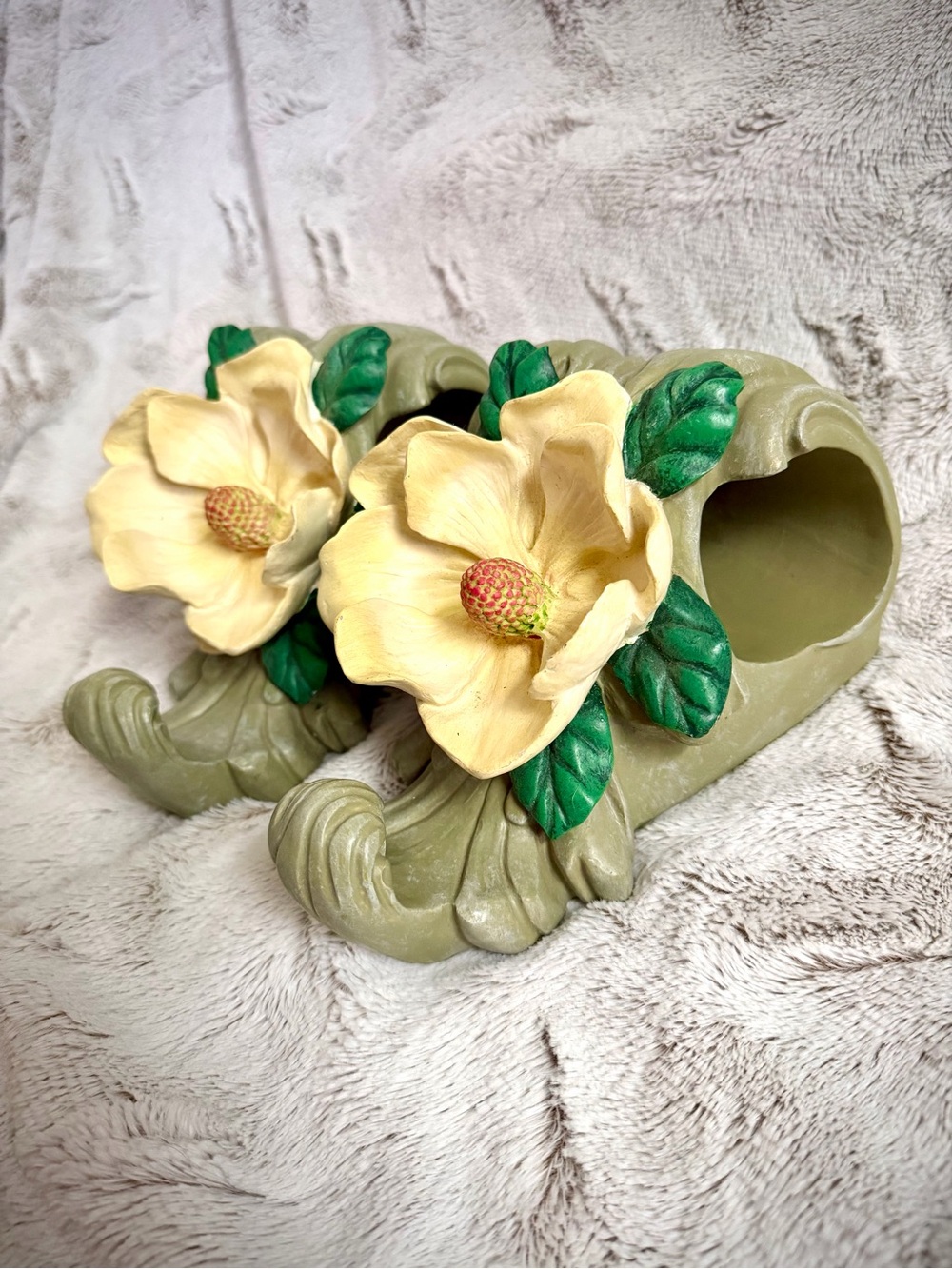 Set of 2 1990’s Resin Magnolia Drapery Rod Holder
